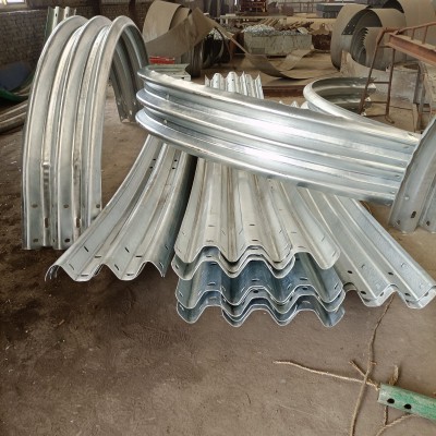 波形护栏弯板多少钱一米_交通安全设施_安全/防护_产品_企腾网工厂